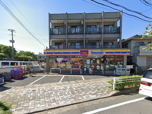 コンビニ　ミニストップ 堀江４丁目店（コンビニ）まで64m