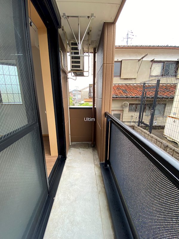 バルコニー　※別のお部屋の写真です