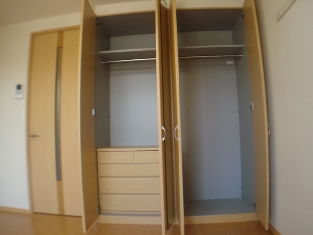 収納　※別のお部屋の写真です