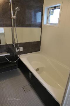 バス・シャワールーム　追焚付広々一坪バス