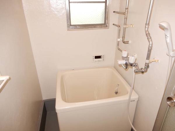 バス・シャワールーム　ビレッジハウスの同一物件・同一タイプの間取りの写真です