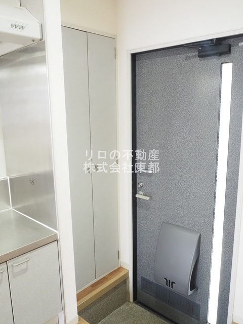 玄関　すっきりシンプルな玄関スペースです！