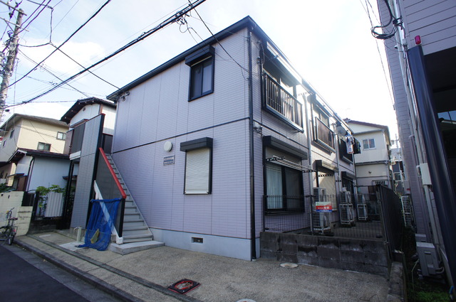 建物外観　３駅利用可能！積水ハウス施工の鉄骨造☆