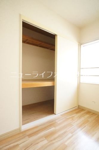 収納　奥行きのある収納スペースで荷物もたくさん入ります！