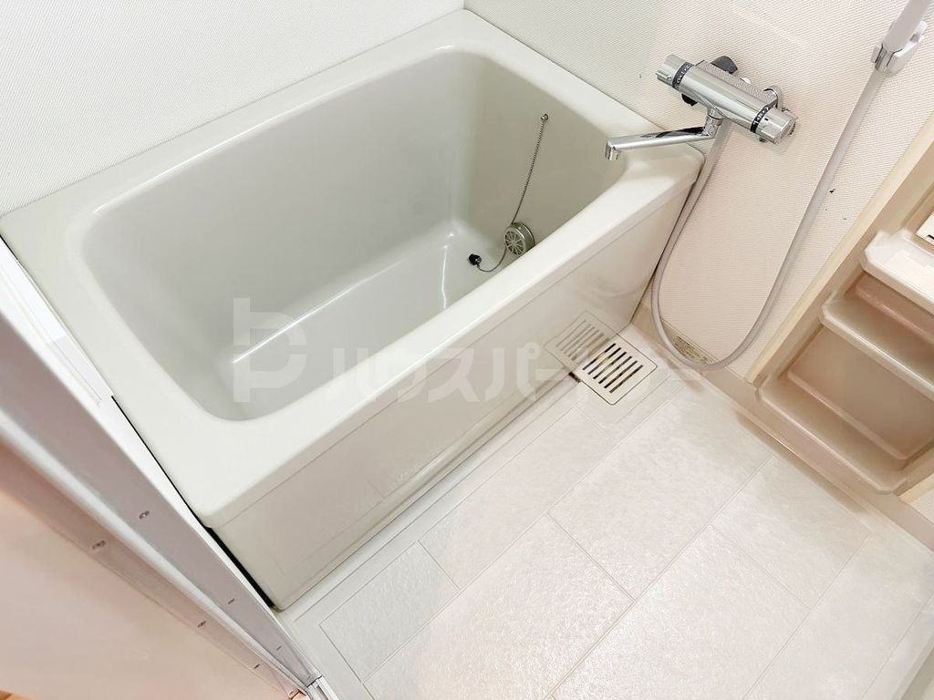 バス・シャワールーム　※別号室参考画像