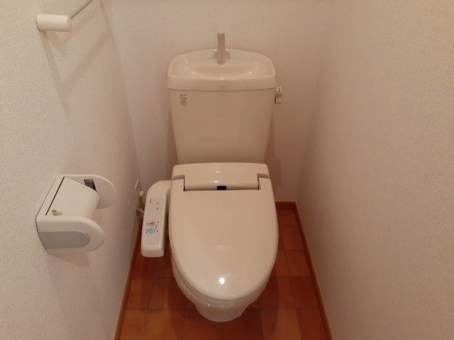 トイレ　ゆったりとした空間のトイレです