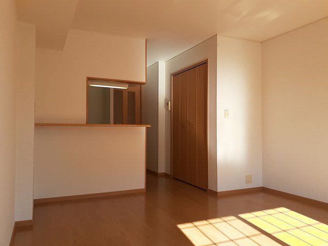 その他部屋・スペース　明るい色調の室内です