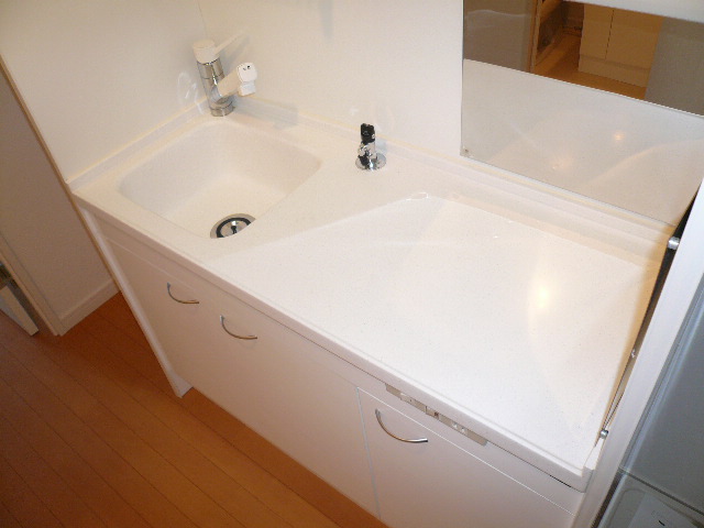 キッチン　※モデル写真