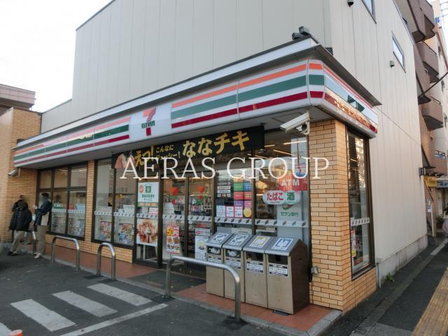 コンビニ　セブンイレブン足立西新井栄町3丁目店（コンビニ）まで263m