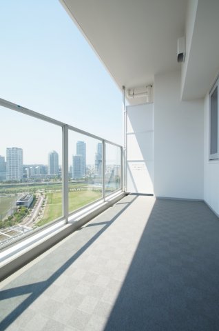 バルコニー　バルコニースペースです