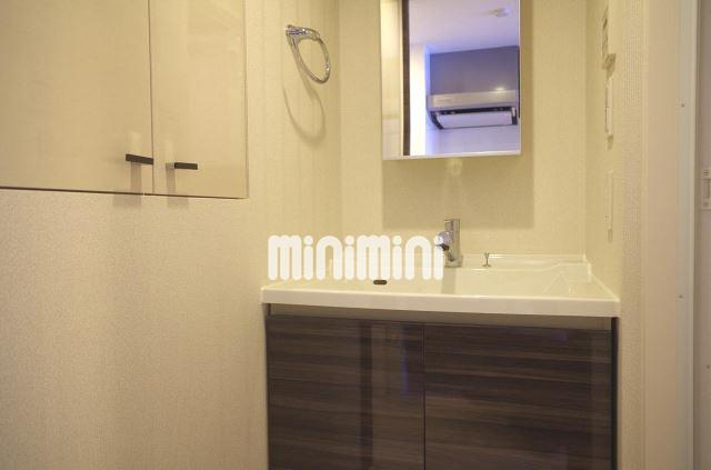 洗面設備　綺麗な洗面台です！