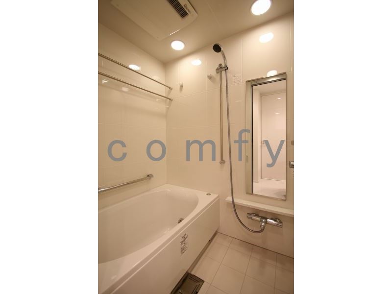 バス・シャワールーム　追炊き機能浴室乾燥機付きバス