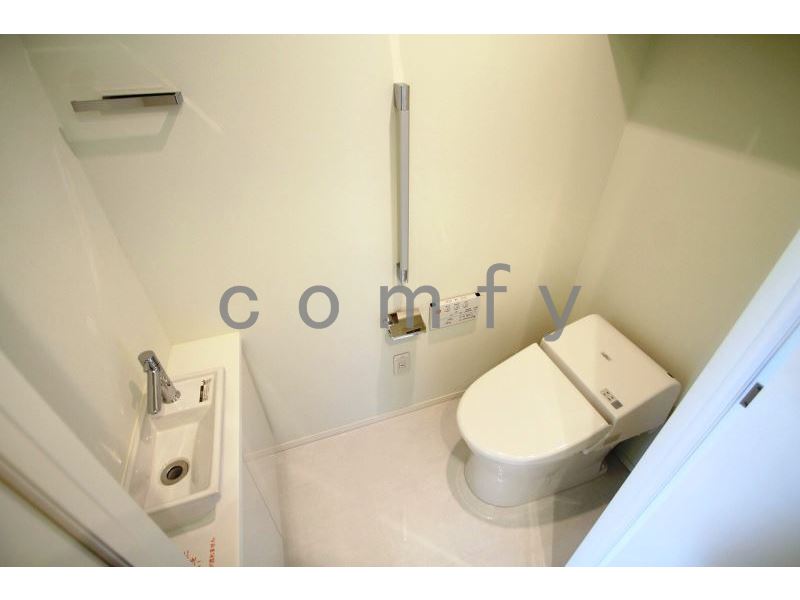 トイレ　ウォシュレット付きトイレ