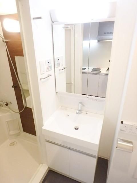 洗面設備　独立洗面台