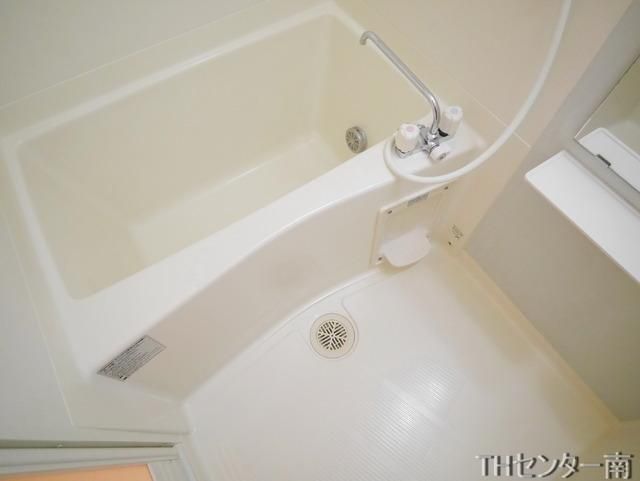 バス・シャワールーム　★追い焚き機能付き★