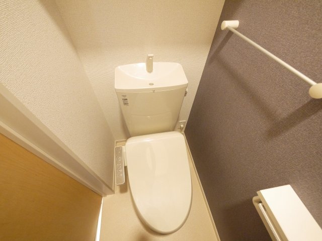 トイレ　トイレもきれいです
