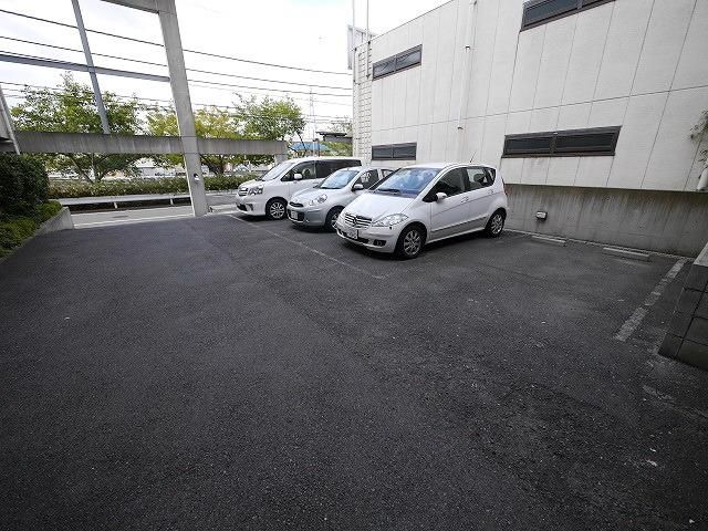 駐車場　★お部屋探しは株式会社タウンハウジング東京まで★