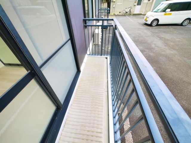 バルコニー　開放的で明るい空間を演出してくれるバルコニーです