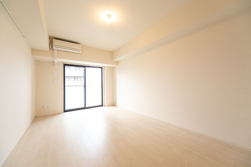 居室・リビング　■エアコン■24時間換気システム