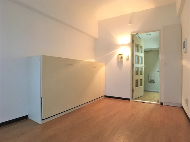 居室・リビング　別部屋参考写真です