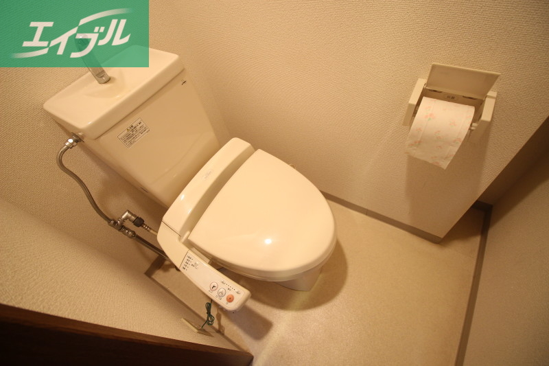 AXiS今のトイレ写真