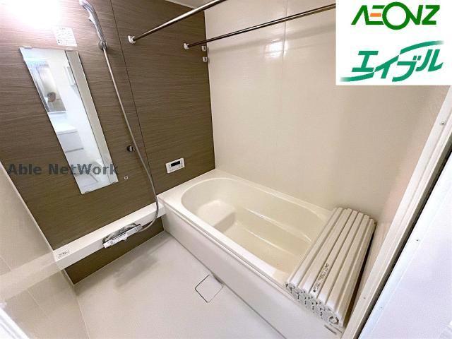 バス・シャワールーム　※同物件、別部屋の写真です