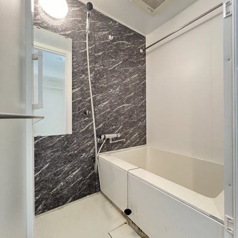 バス・シャワールーム　同仕様タイプです