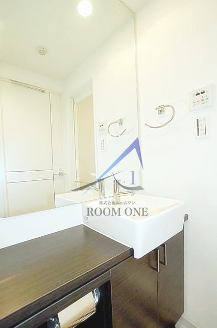 洗面設備　洗面台です。