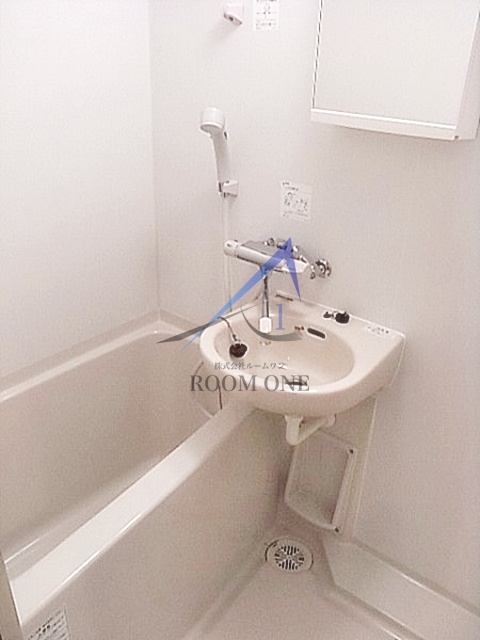 バス・シャワールーム　お風呂です。