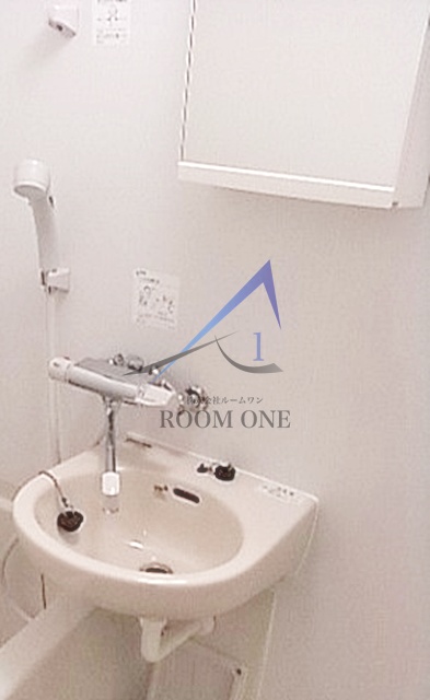 洗面設備　洗面台です。