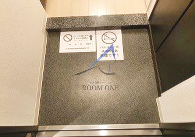 玄関　玄関です。