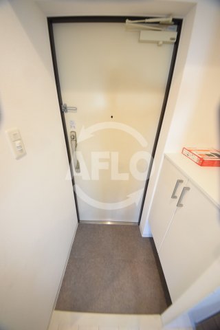 玄関　LIVIAZ NAMBA RENOM　玄関