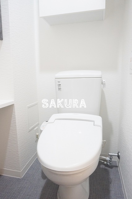 トイレ　落ち着いた色調のトイレです♪