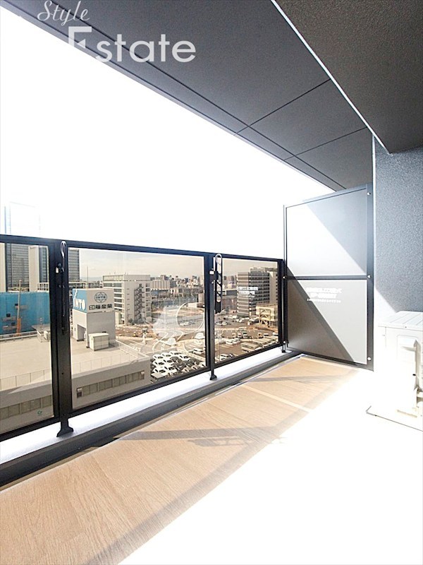 バルコニー　バルコニー