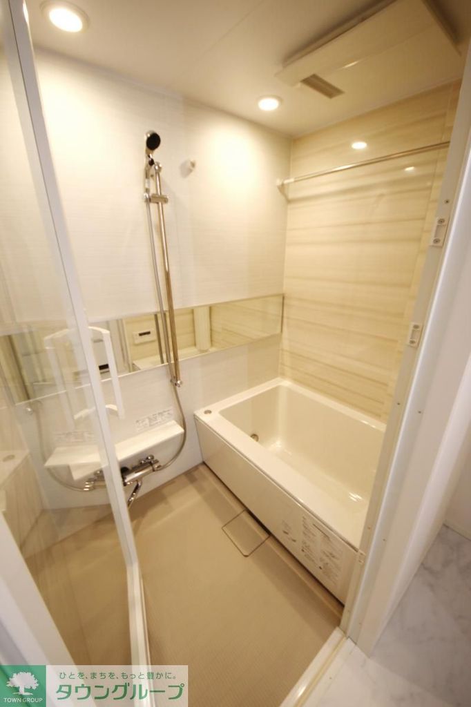 バス・シャワールーム　バス