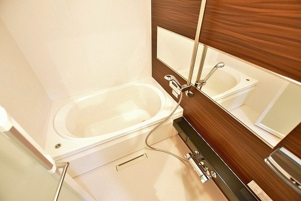 バス・シャワールーム　★浴室★