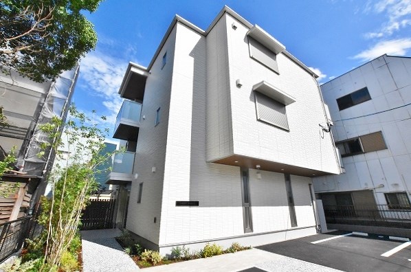 建物外観　★外観★