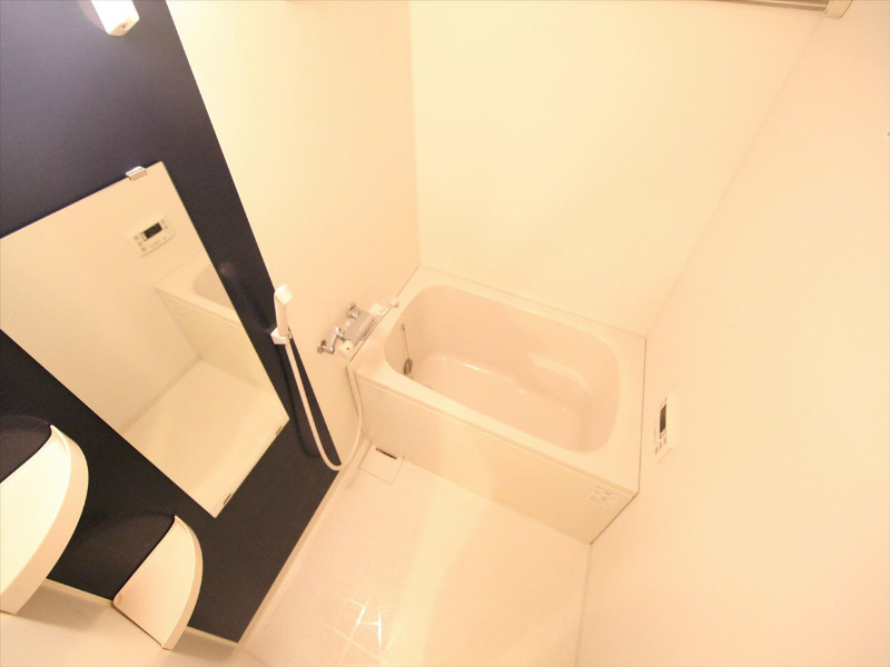 バス・シャワールーム　追焚き　オートバス　浴室暖房乾燥機付き