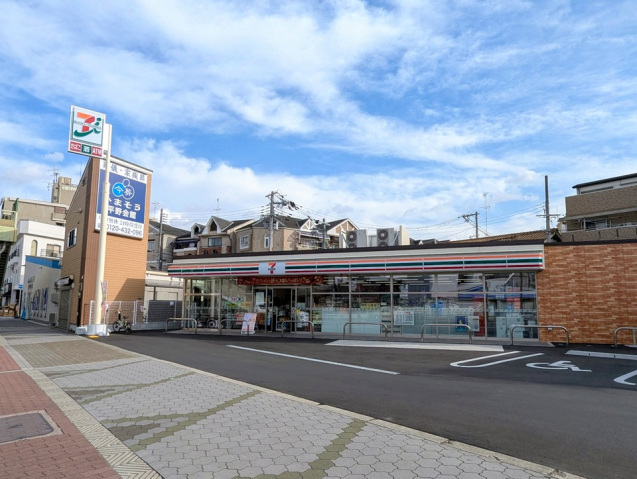 コンビニ　セブンイレブン大阪流町3丁目店（コンビニ）まで148m