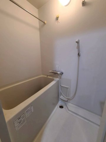 バス・シャワールーム　風呂