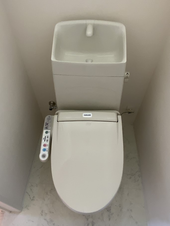 トイレ　シャワー付トイレ