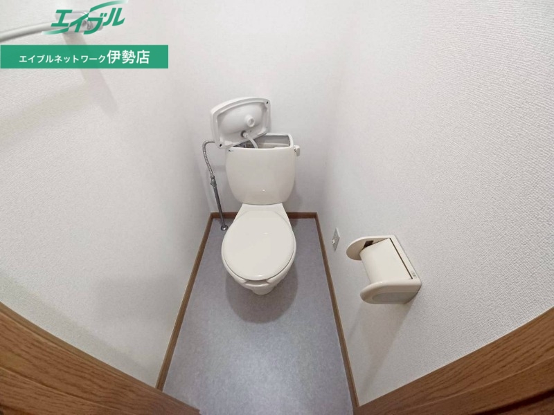 トイレ　同型参考写真