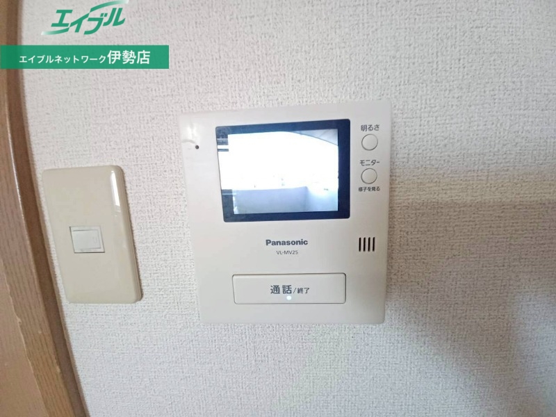 セキュリティ　同型参考写真