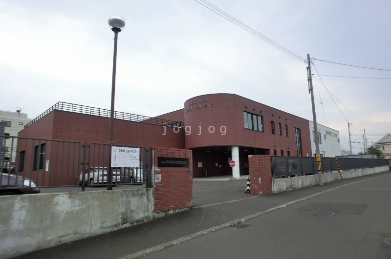 図書館　西岡図書館/児童会館（図書館）まで1254m