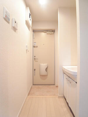 玄関　別部屋参考写真