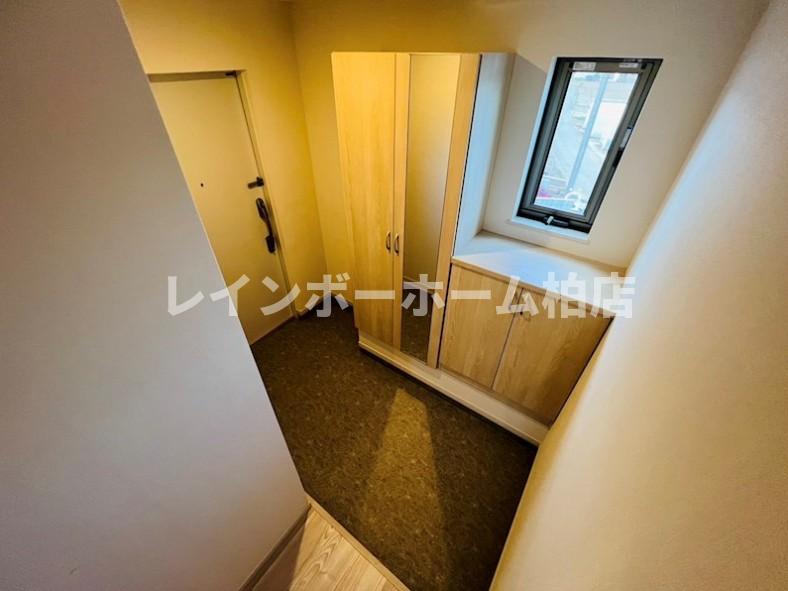 玄関　別部屋。参考写真。