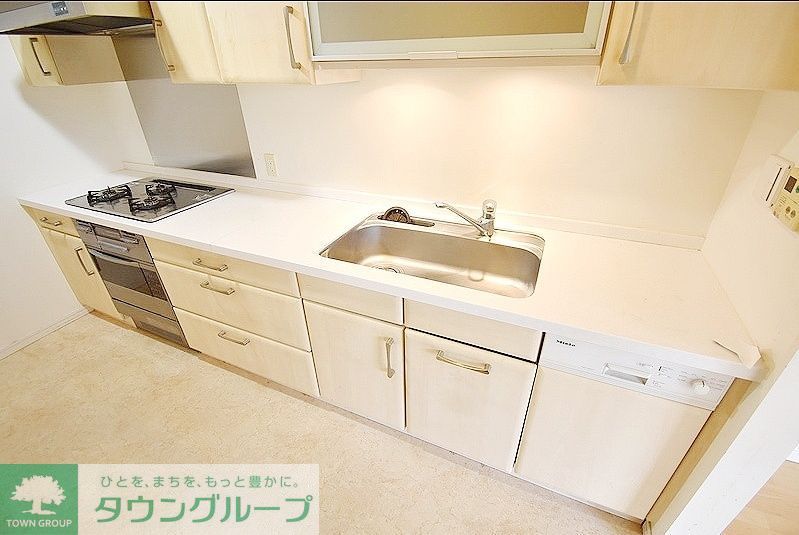 キッチン　■内装中