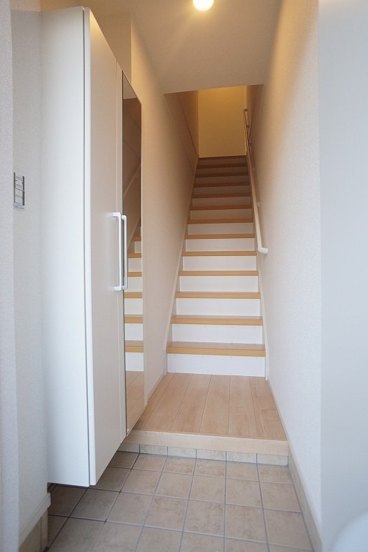 玄関　図面と現状に相違がある場合には現状を優先