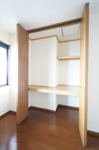 収納　※同物件・反転タイプの写真です。