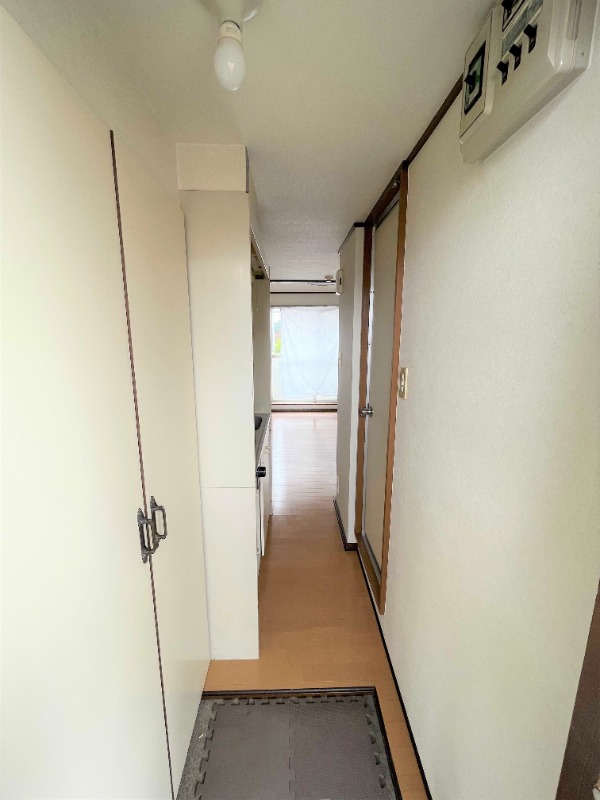 玄関　※他部屋参考写真